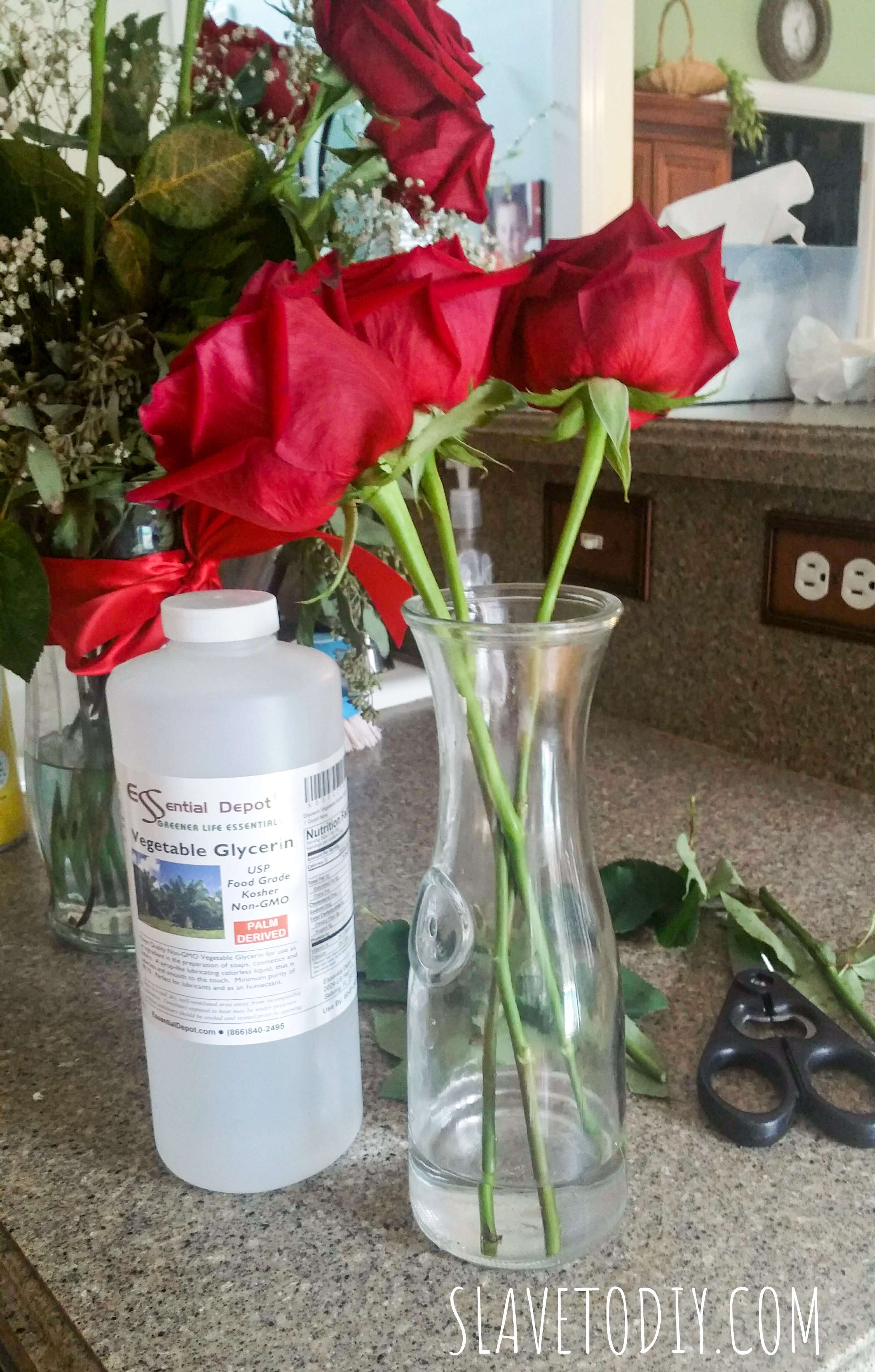 How to Preserve Roses
