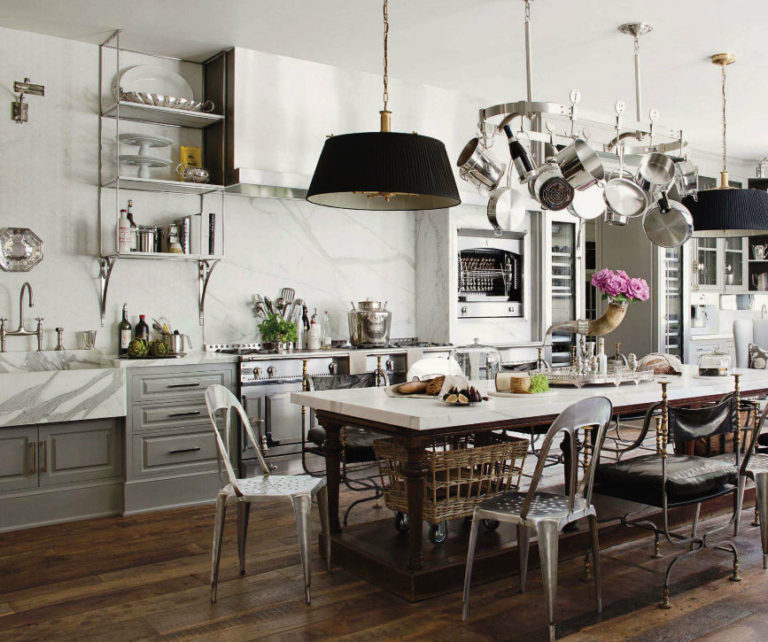 Kitchen Crush: Old World Dine In Kitchens - Slave to DIY